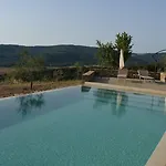 בית חווה Borgo Le Moraiole מאסה מריטימה