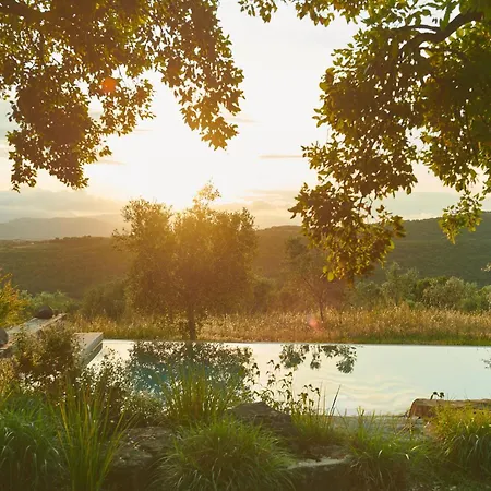 Borgo Le Moraiole Vakantieboerderij *